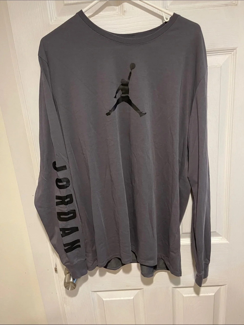 Jordan Long-Sleeve Jumpman Tee — Gray